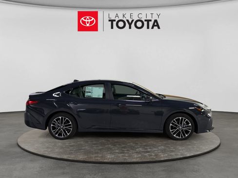 Used 2026 Toyota Camry XLE FWD image 11