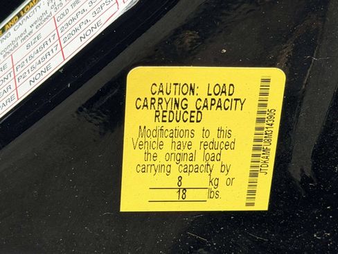 Used 2021 Toyota Prius XLE FWD image 21