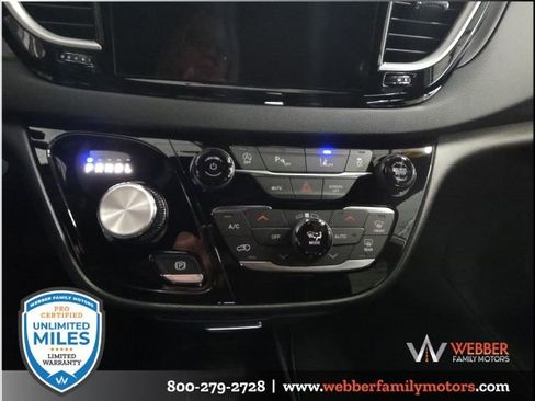 New 2026 Chrysler Voyager LX image 19