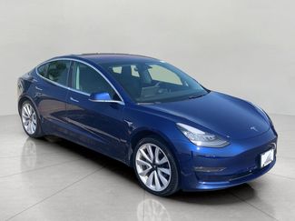 Used 2018 Tesla Model 3 Long Range RWD video 1