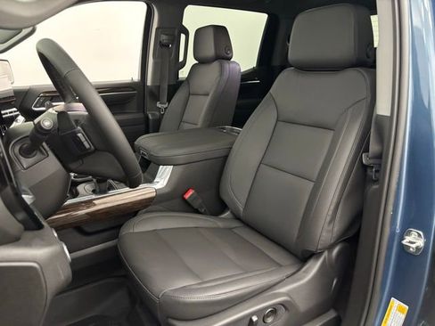 New 2026 GMC Sierra 1500 Elevation w/ Elevation Premium Package image 17