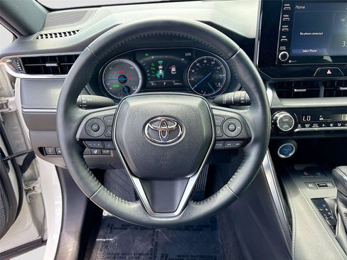 Used 2021 Toyota Venza XLE w/ Softex Package AWD/4WD image 11