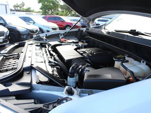 Used 2022 Chevrolet Silverado 1500 LT w/ Safety Package AWD/4WD image 36