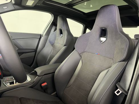 Used 2026 BMW M235i xDrive w/ Technology Package image 9