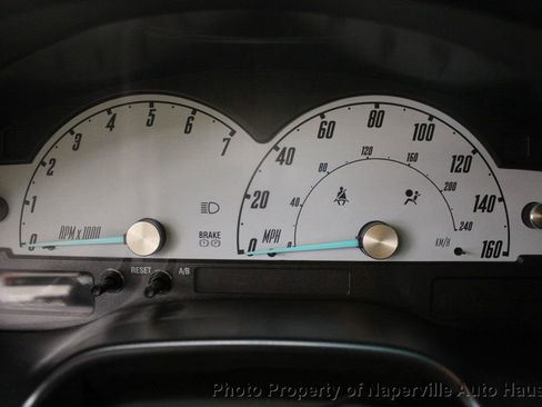 Used 2002 Ford Thunderbird image 21