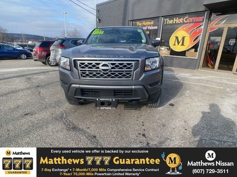 Certified 2024 Nissan Frontier SV w/ Technology Package AWD/4WD image 1