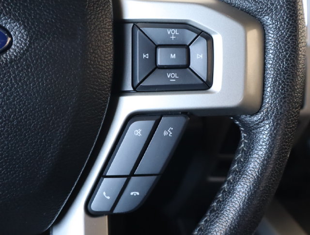 Used 2016 Ford F150 Lariat w/ Equipment Group 502A Luxury AWD/4WD image 28