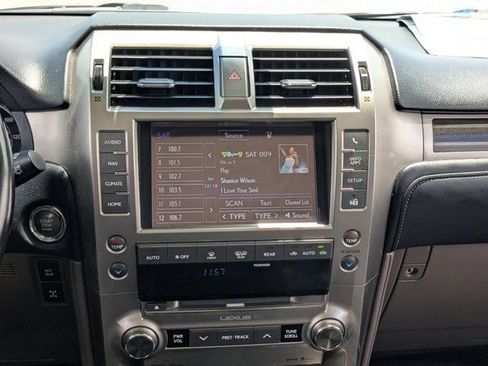 Used 2020 Lexus GX 460 Premium w/ Premium Package AWD/4WD image 18