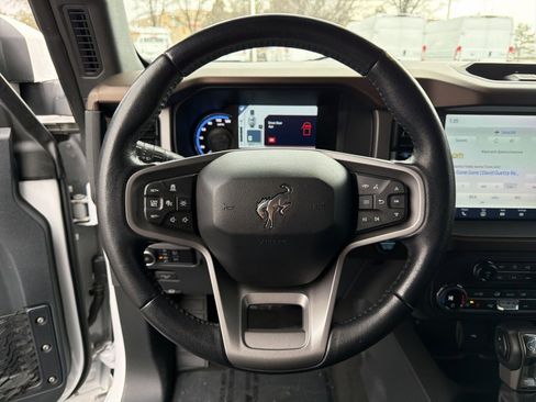 Used 2023 Ford Bronco Outer Banks w/ Sasquatch Package image 20