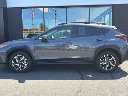 Used 2024 Subaru Crosstrek 2.0i Premium AWD/4WD image 9