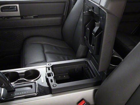 Used 2010 Ford Expedition XLT RWD image 17