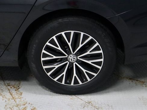 Used 2019 Volkswagen Jetta SEL FWD image 19