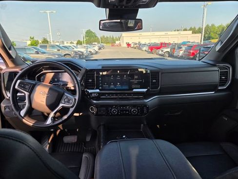 Used 2024 Chevrolet Silverado 2500 LTZ w/ LTZ Plus Package AWD/4WD image 6