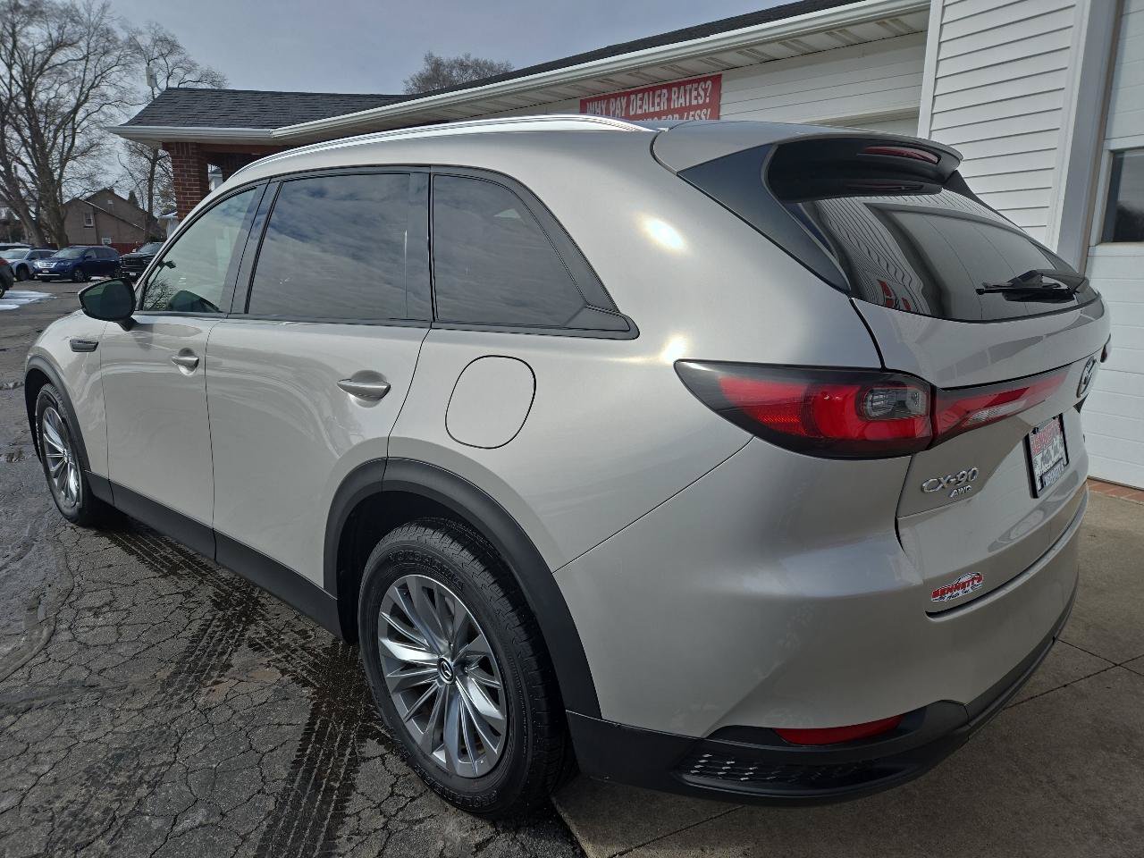 Used 2024 MAZDA CX-90 3.3 Turbo w/ Preferred Plus AWD/4WD image 3