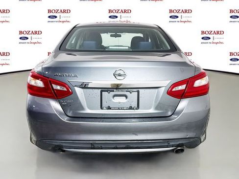 Used 2018 Nissan Altima 2.5 S w/ S Convenience Package image 7