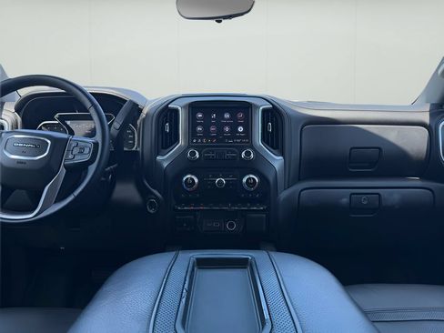 Used 2020 GMC Sierra 1500 Denali w/ Denali Ultimate Package AWD/4WD image 10