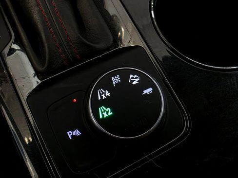 Used 2020 Chevrolet Blazer RS AWD/4WD image 38