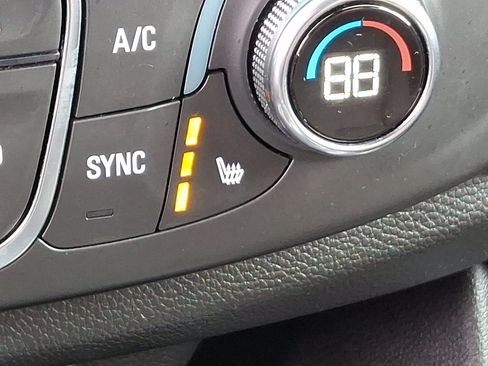 Certified 2023 Chevrolet Traverse LT image 25