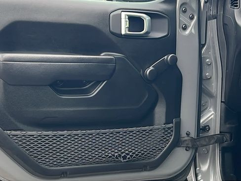 Certified 2022 Jeep Wrangler Unlimited Sport image 23