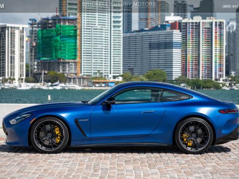 Used 2025 Mercedes-Benz AMG GT 63 image 11