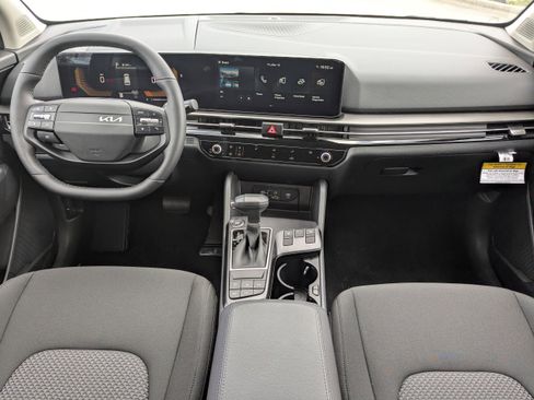 New 2026 Kia Sportage LX FWD image 19