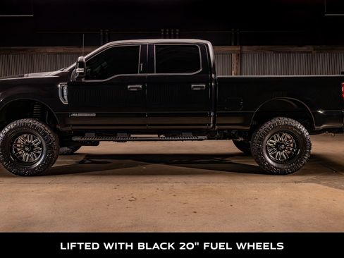 Used 2019 Ford F250 XLT w/ FX4 Off-Road Package image 5
