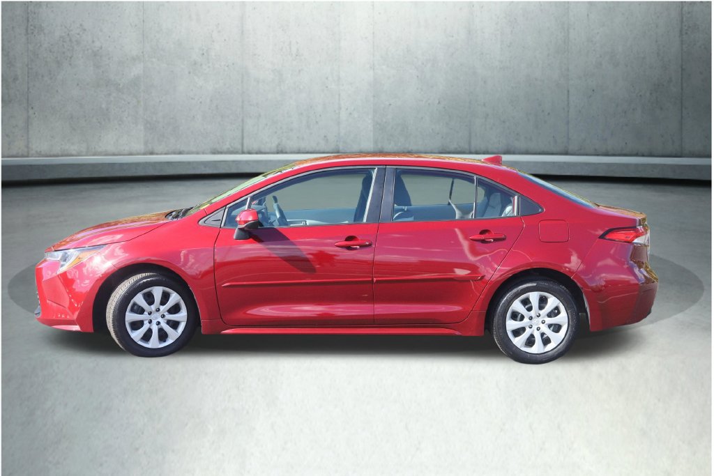 Used 2024 Toyota Corolla LE FWD image 29