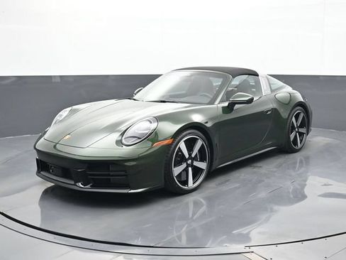 Certified 2026 Porsche 911 Targa 4S AWD/4WD image 1
