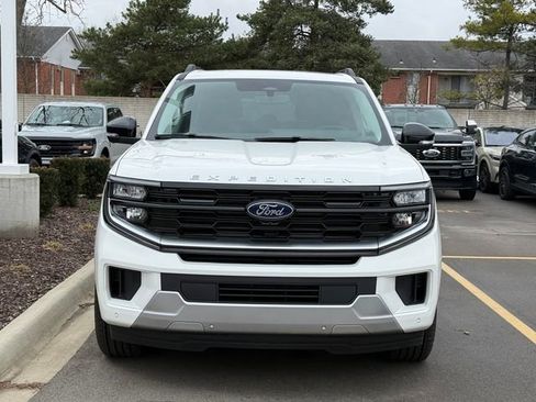 New 2026 Ford Expedition Max Platinum w/ Driver's Package image 3