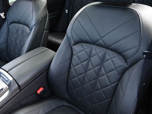 Certified 2023 BMW X5 xDrive40i w/ Executive Package image 10