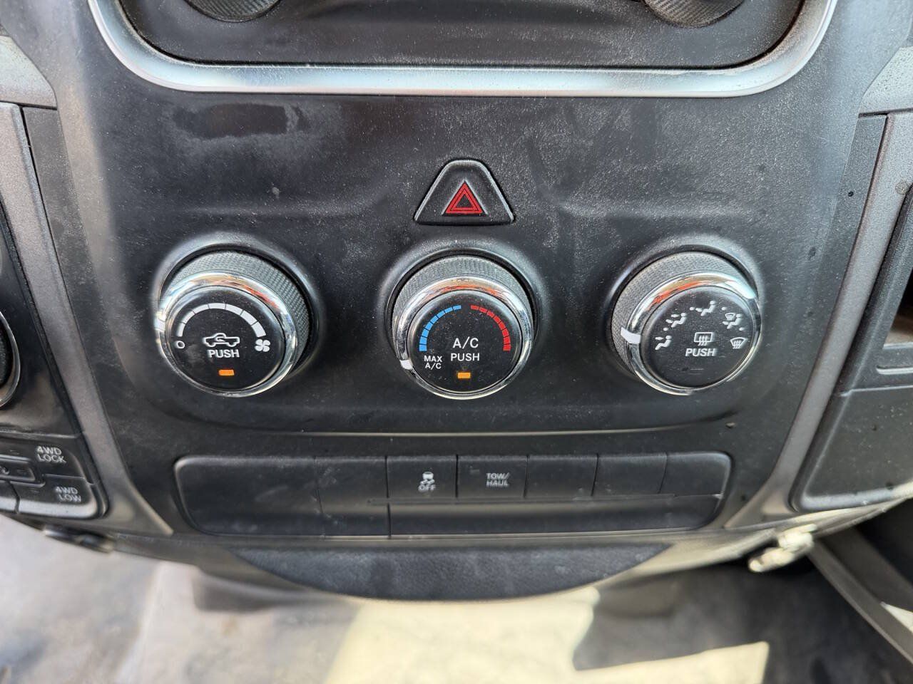Used 2014 RAM 1500 Express w/ Black Ram 1500 Express Group AWD/4WD image 37
