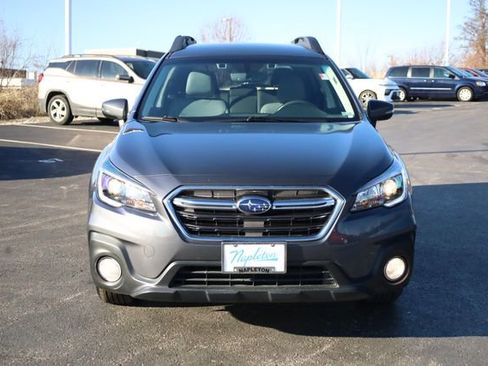Used 2019 Subaru Outback 3.6R Limited image 3