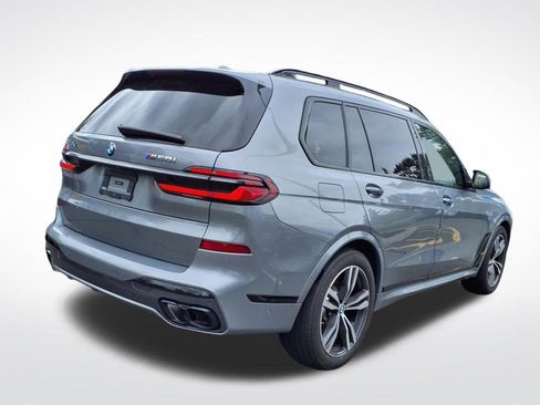 Used 2024 BMW X7 M60i w/ M Sport Professional Package image 4