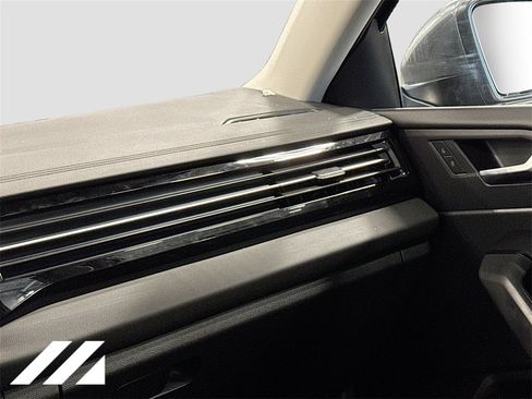 Used 2025 Volkswagen Jetta S image 24