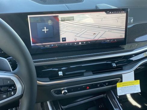 New 2025 BMW X7 M60i image 21