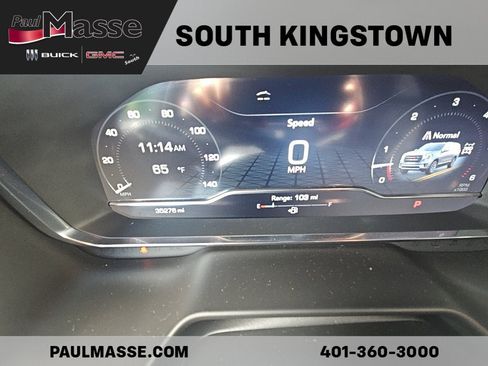 Certified 2023 GMC Yukon XL SLT w/ SLT Luxury Package AWD/4WD image 12