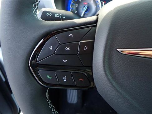 New 2026 Chrysler Pacifica Limited w/ Uconnect Theater Family Group AWD/4WD image 18