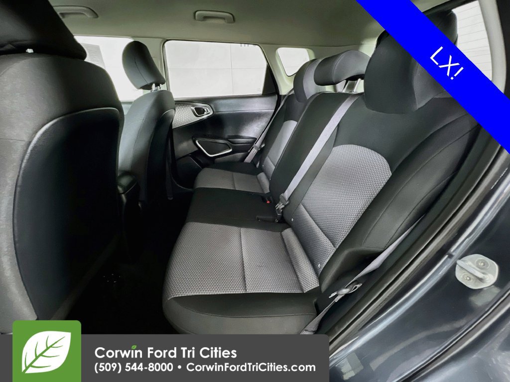 Used 2021 Kia Soul LX FWD image 25