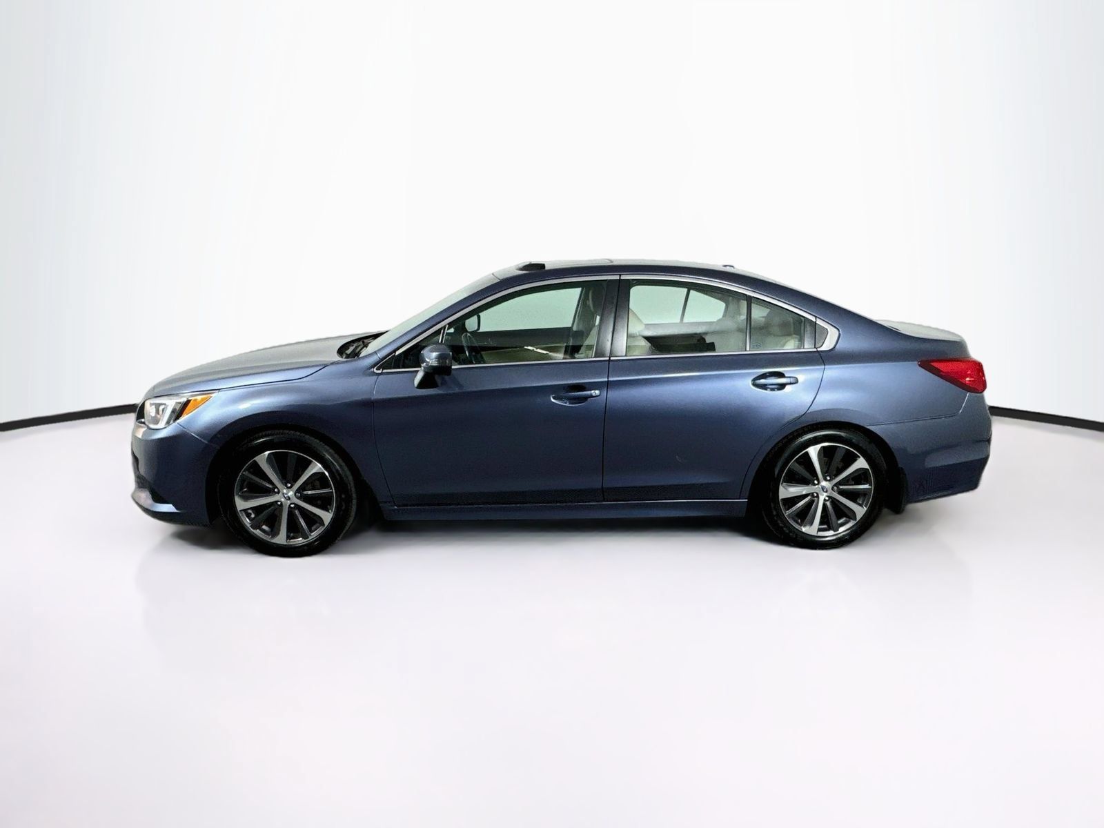 Used 2015 Subaru Legacy 2.5i Limited AWD/4WD image 4