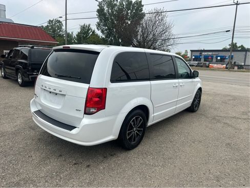 Used 2017 Dodge Grand Caravan GT FWD image 6