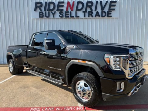Used 2022 GMC Sierra 3500 Denali AWD/4WD image 9