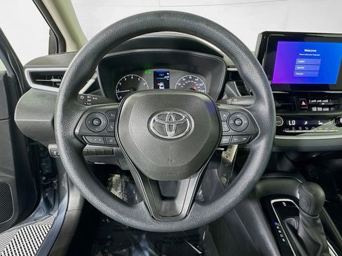 Used 2025 Toyota Corolla LE image 15