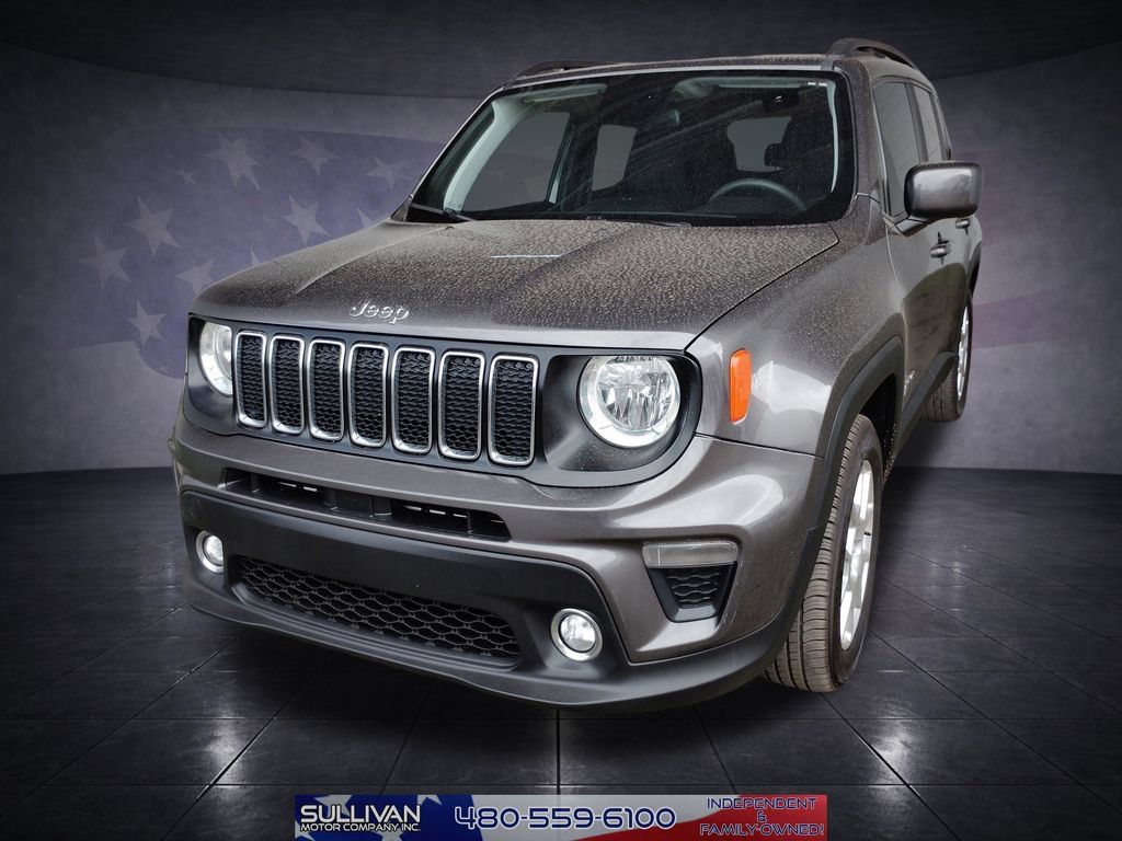 Used 2019 Jeep Renegade Latitude w/ UConnect 8.4 Nav Group FWD image 1