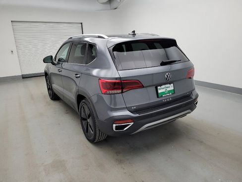 Used 2022 Volkswagen Taos SE AWD/4WD image 5