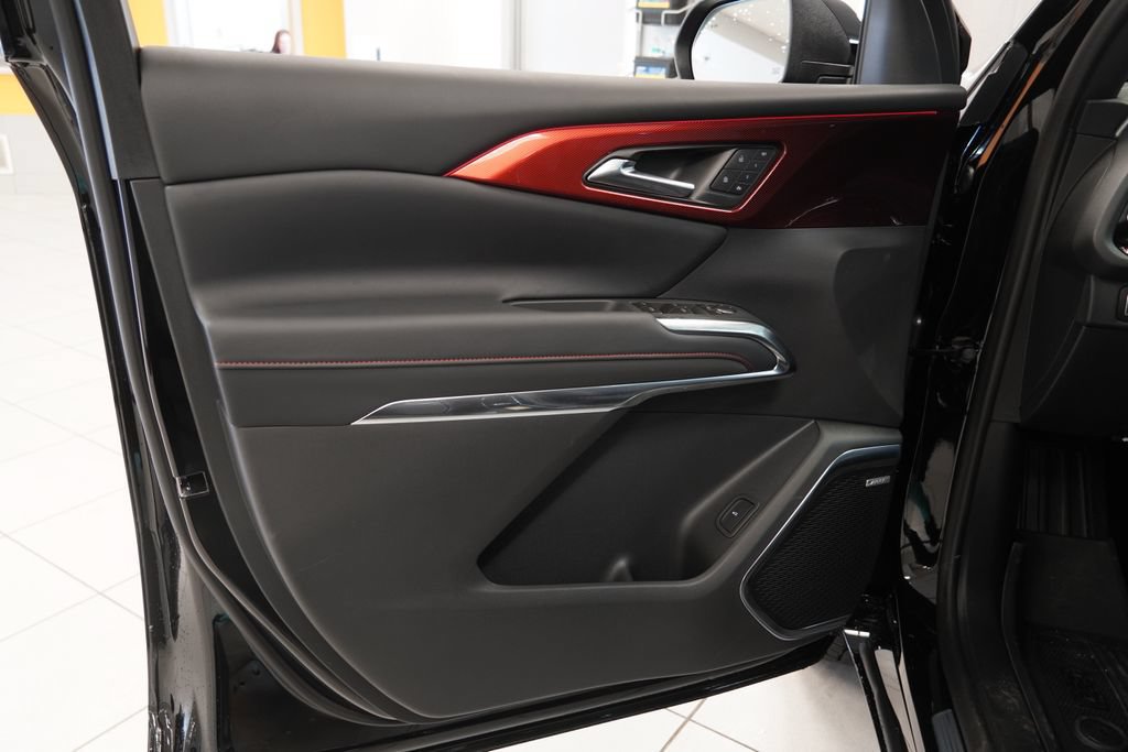 New 2026 Chevrolet Traverse RS w/ LPO, Floor Liner Package AWD/4WD image 19