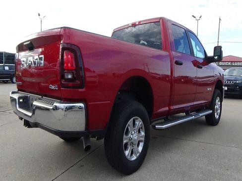 Used 2026 RAM 2500 Big Horn AWD/4WD image 7
