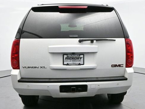 Used 2013 GMC Yukon XL SLT image 6