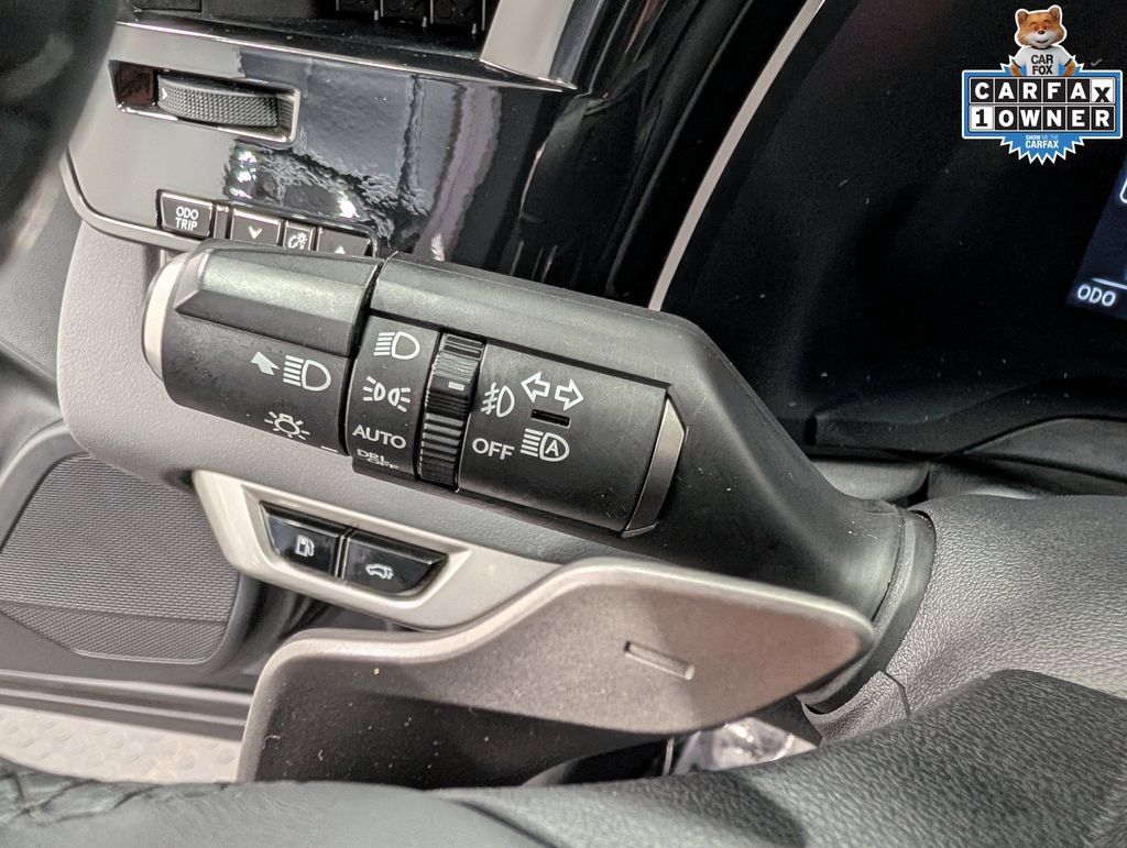 Used 2023 Lexus RX 350 Premium w/ Accessory Package AWD/4WD image 18