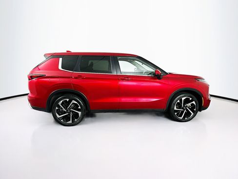 Used 2024 Mitsubishi Outlander SE image 10