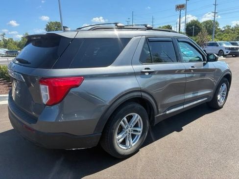 Used 2023 Ford Explorer XLT RWD image 6